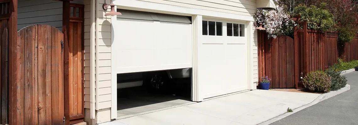 Repair Garage Door Won't Close Light Blinks in Miami Gardens