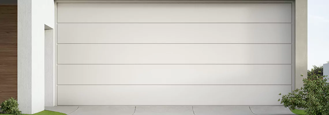 Sliding Garage Door Repair Help in Miami Gardens, Florida